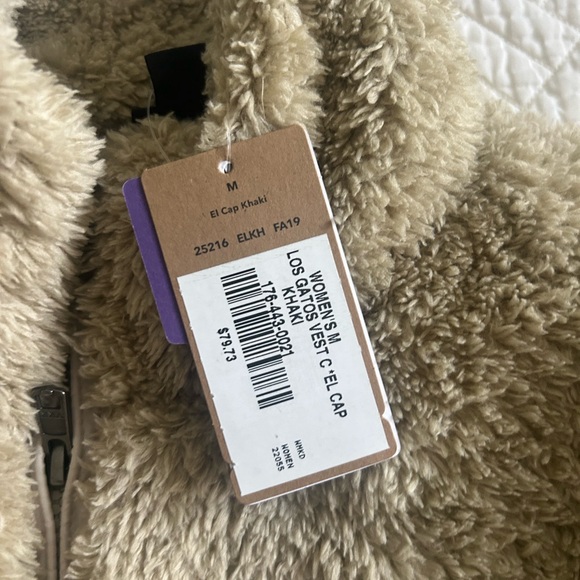 Patagonia Beige Sherpa Vest - Picture 6 of 13